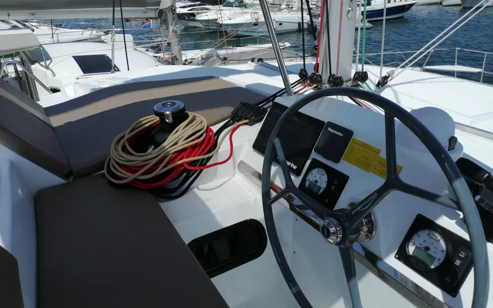slider 5 Bali Catamarans Bali 4.1