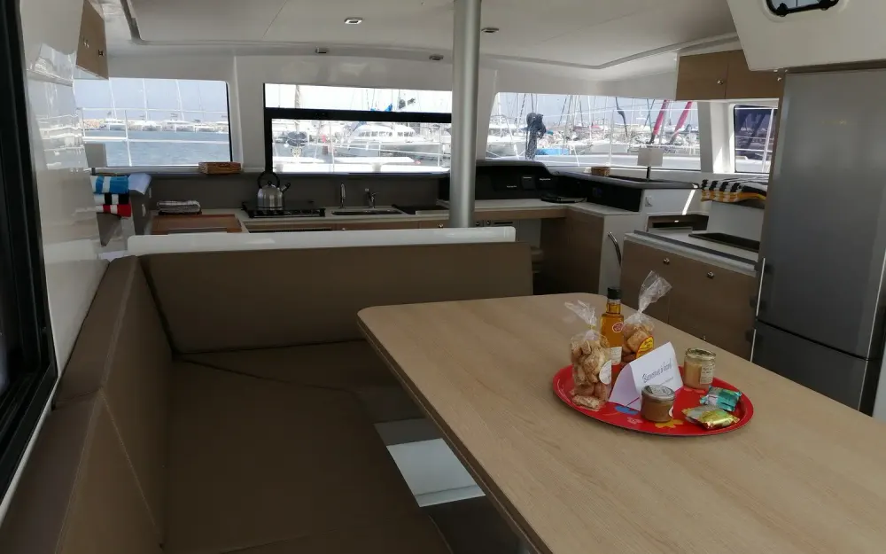 slider 7 Bali Catamarans Bali 4.1