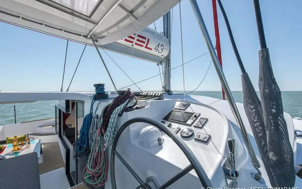 slider 9 Neel Trimarans Neel 43