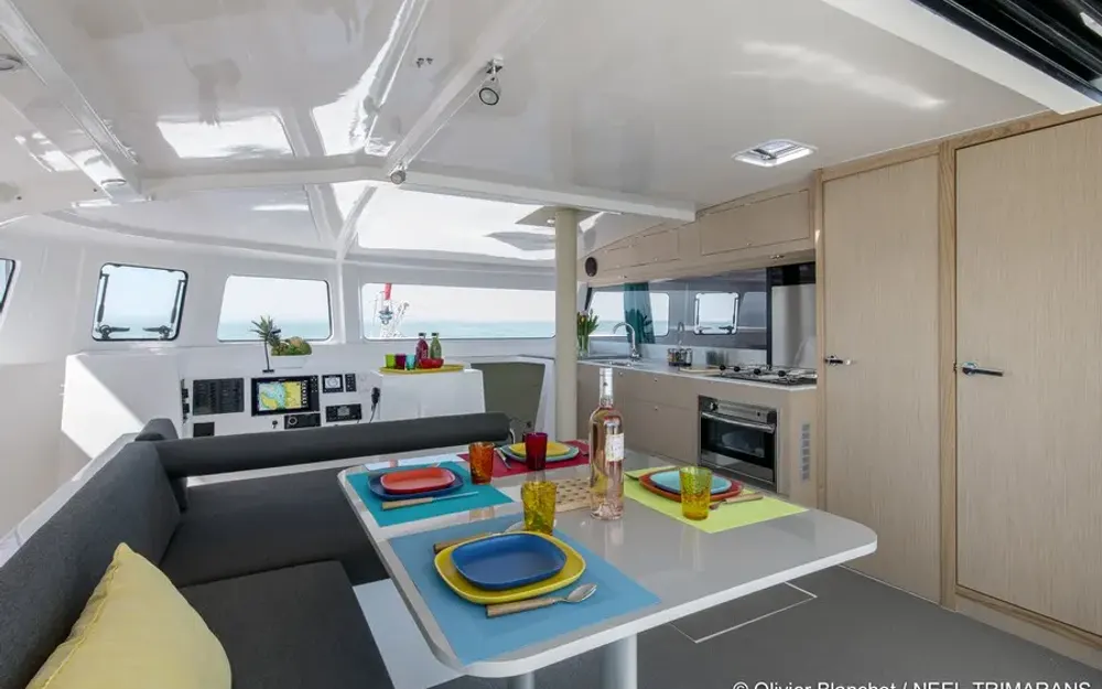 slider 4 Neel Trimarans Neel 43