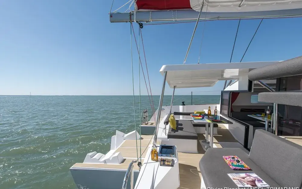 slider 7 Neel Trimarans Neel 43