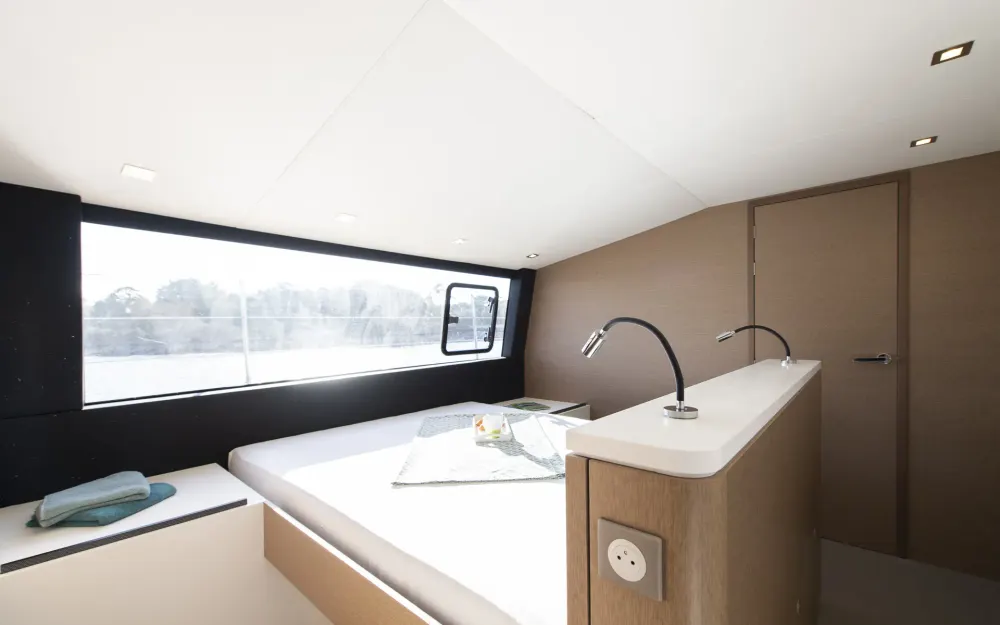 slider 13 Neel Trimarans Neel 65