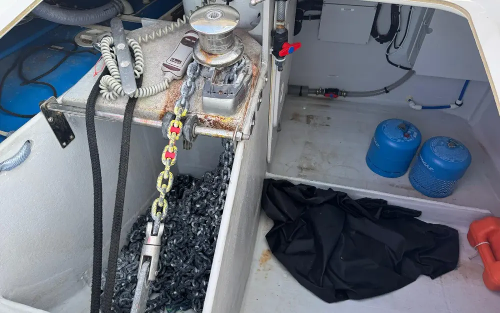 slider 28 Fountaine Pajot Lucia 40