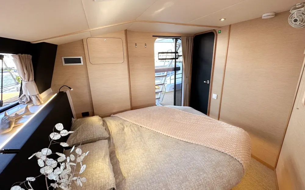 slider 24 Neel Trimarans Neel 52