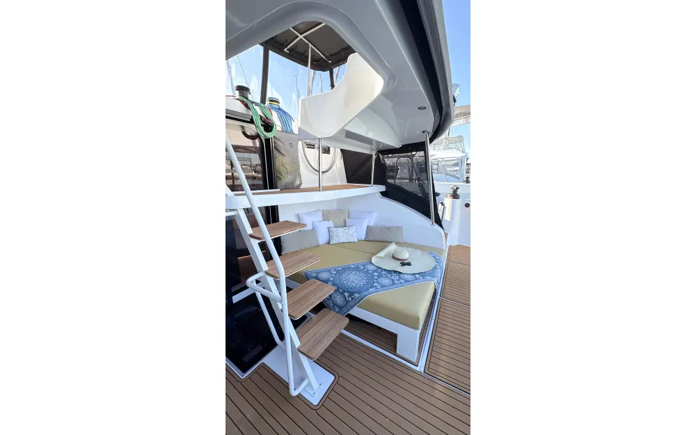 slider 30 Neel Trimarans Neel 52