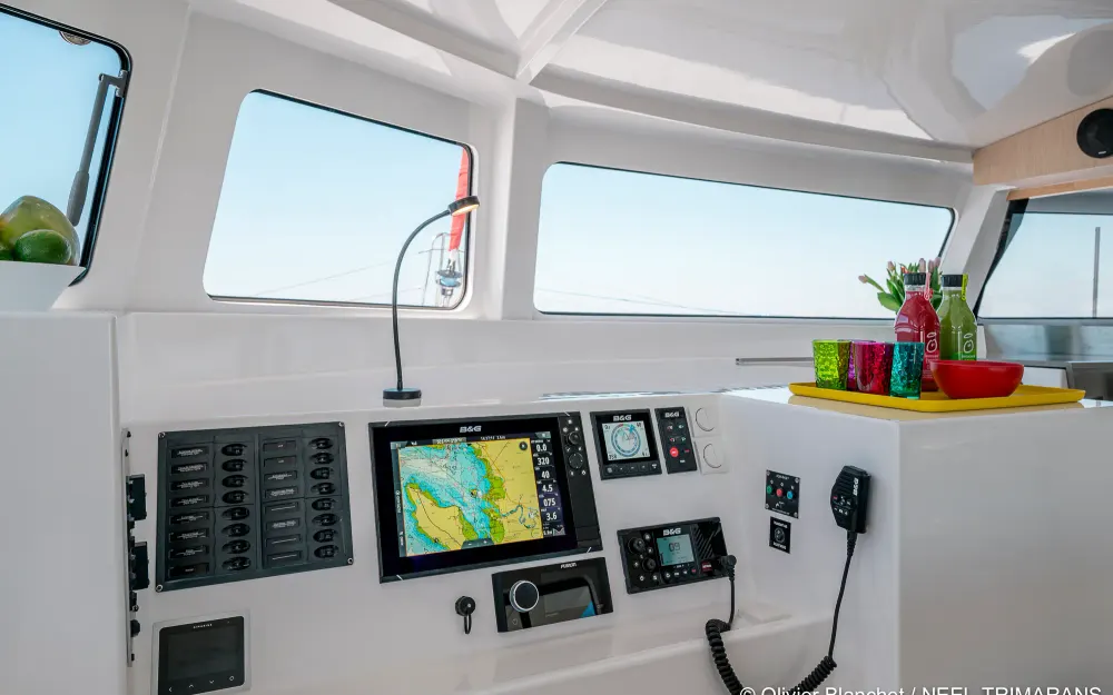 slider 13 Neel Trimarans Neel 43
