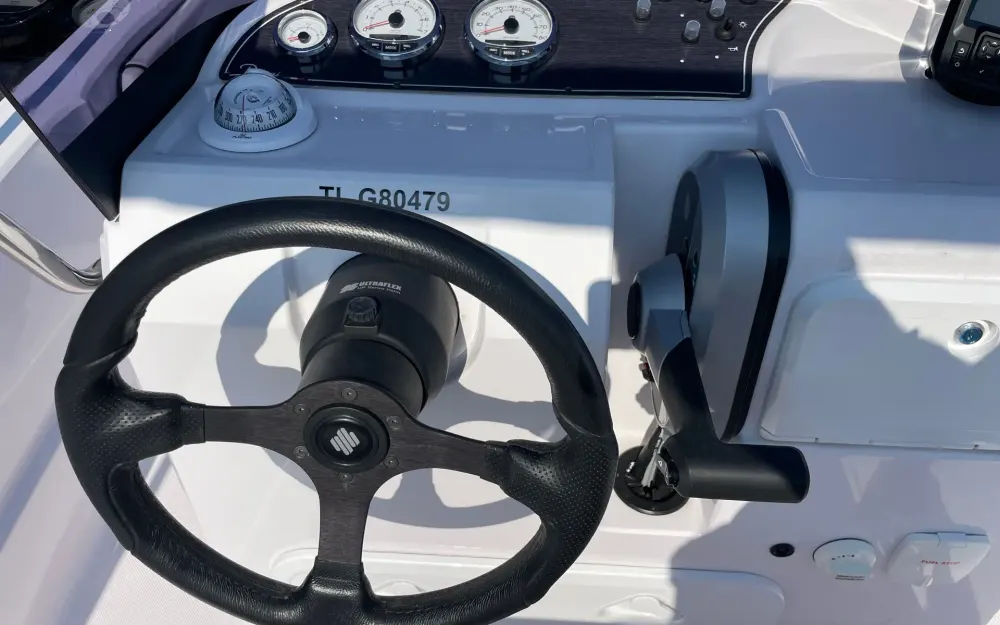 slider 11 Ranieri Voyager 19 S