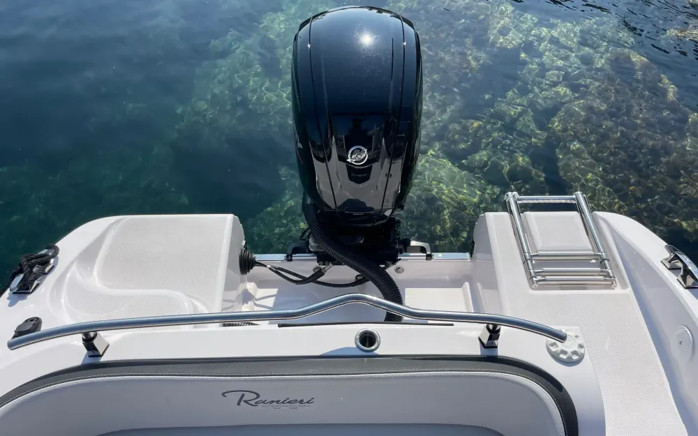 slider 14 Ranieri Voyager 19 S