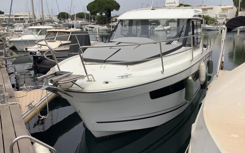 slider 0 Jeanneau Merry Fisher 895