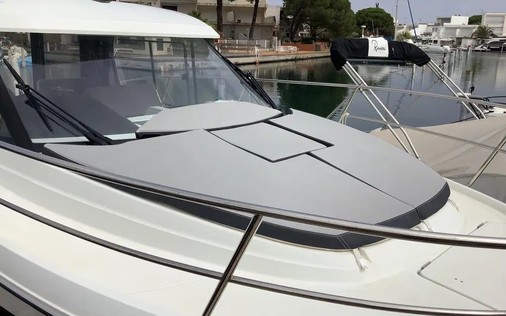 slider 2 Jeanneau Merry Fisher 895