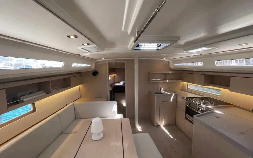 slider 8 Beneteau Oceanis 40.1