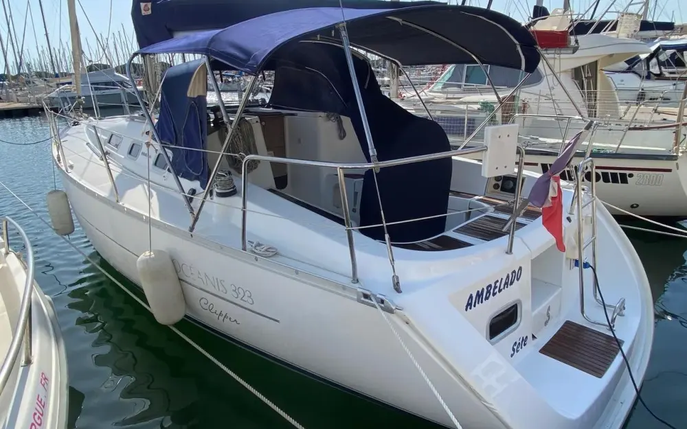 slider 0 Beneteau Oceanis 323 Clipper - null