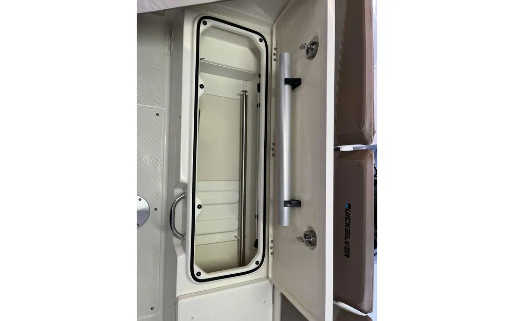 slider 10 Quicksilver 675