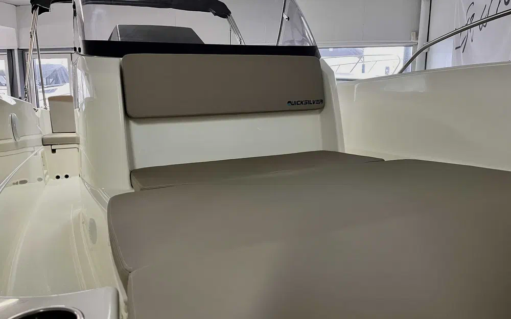 slider 6 Quicksilver 675