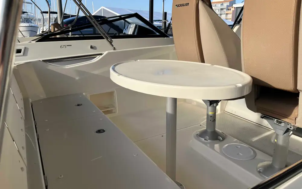 slider 2 Quicksilver Activ 675 Sundeck