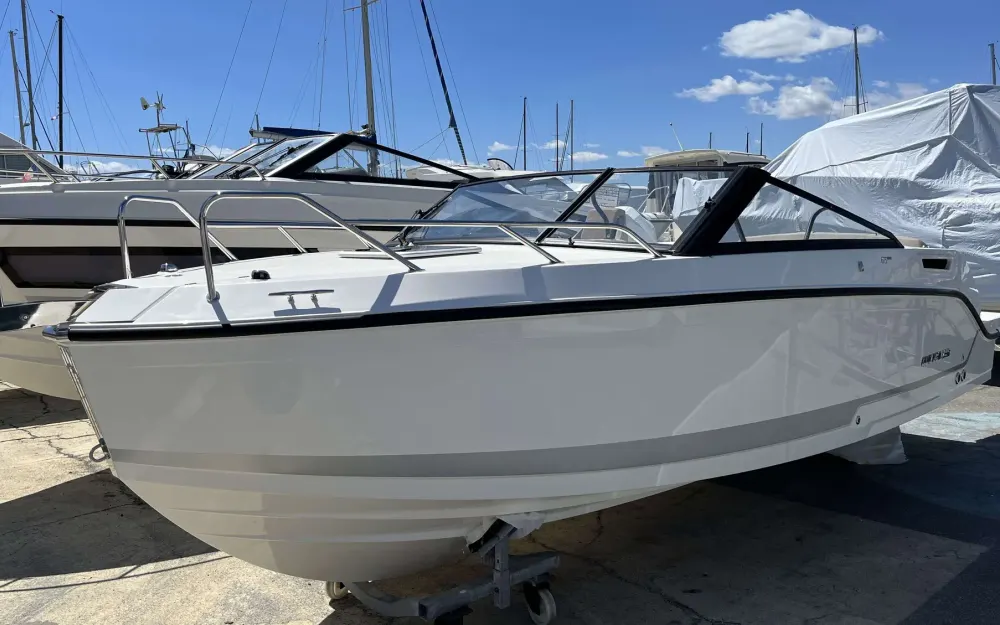 slider 0 Quicksilver  675Cruiser