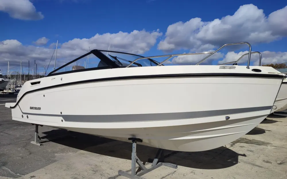 slider 3 Quicksilver  675Cruiser