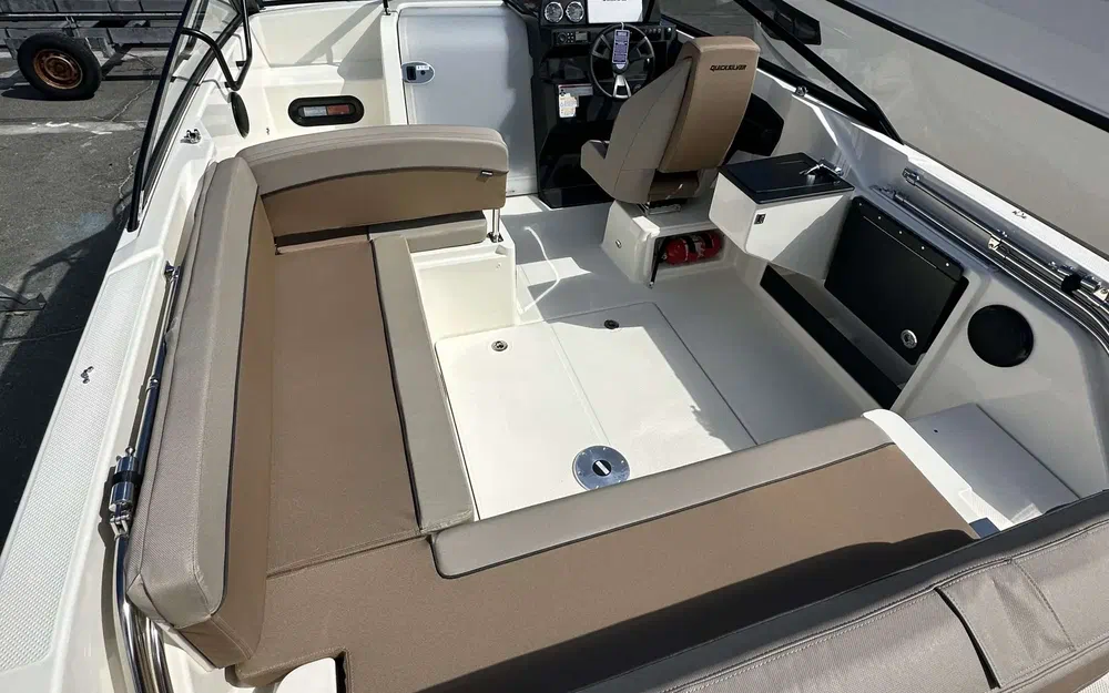 slider 6 Quicksilver 675