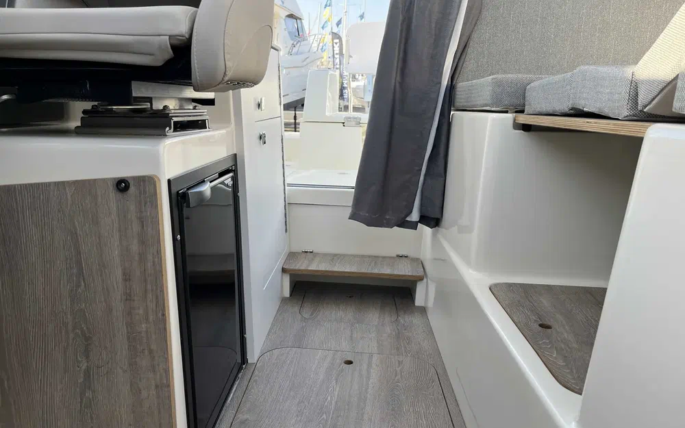 slider 17 Quicksilver 675