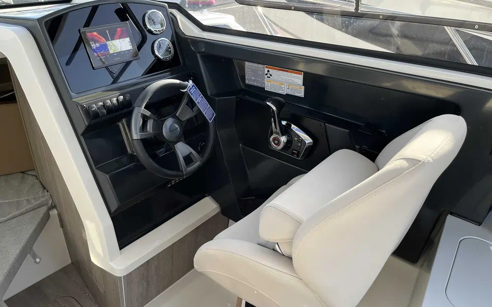 slider 3 Quicksilver 675