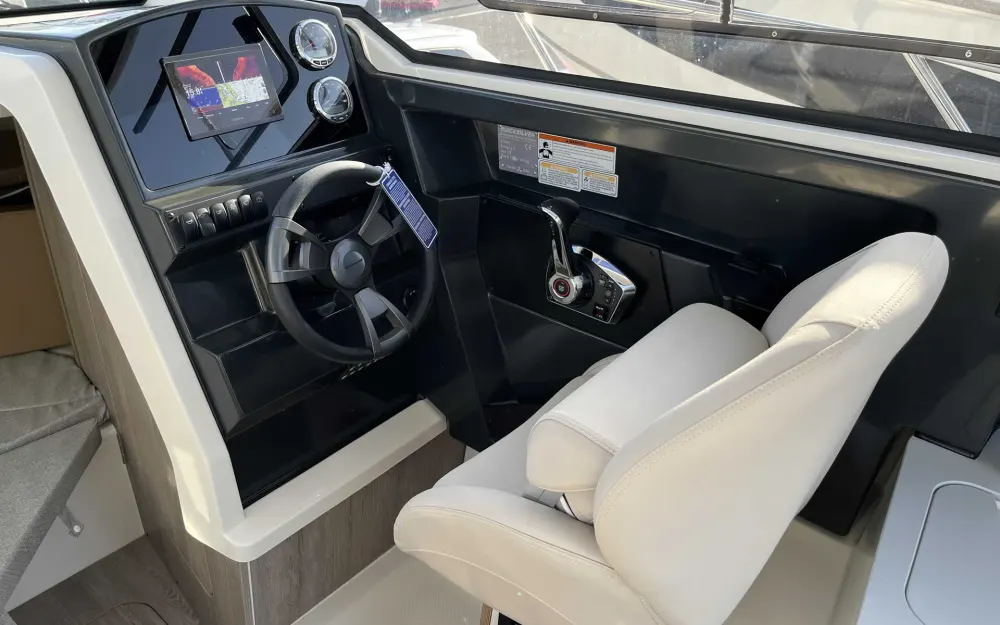 slider 3 Quicksilver  675Weekend