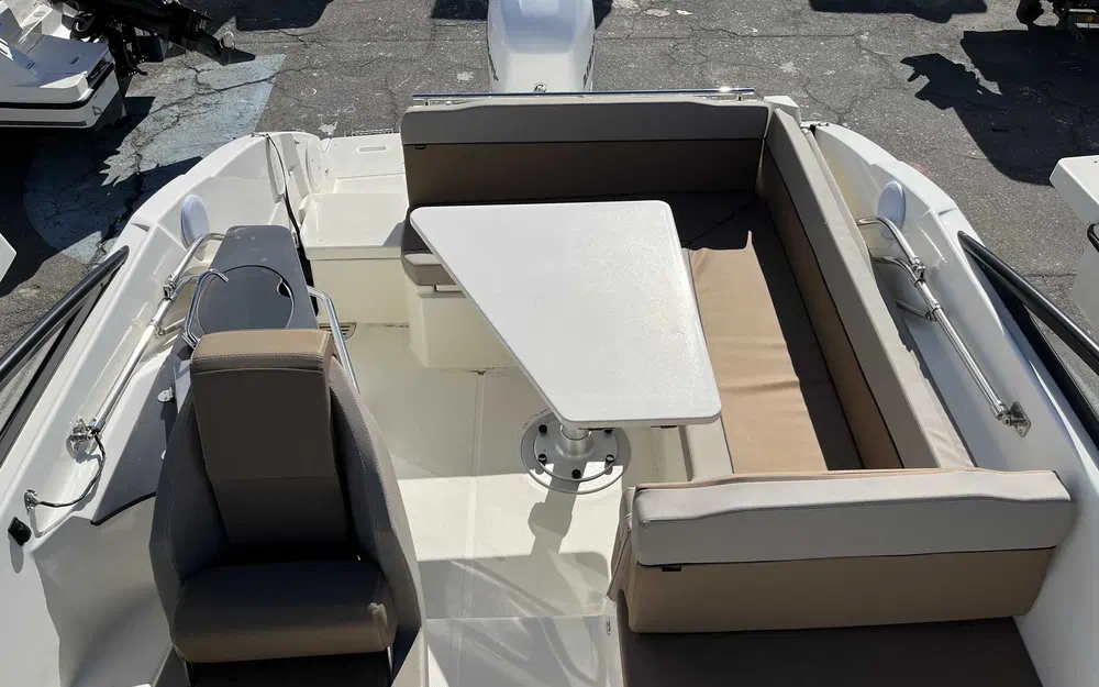 slider 12 Quicksilver Activ 805 Cruiser