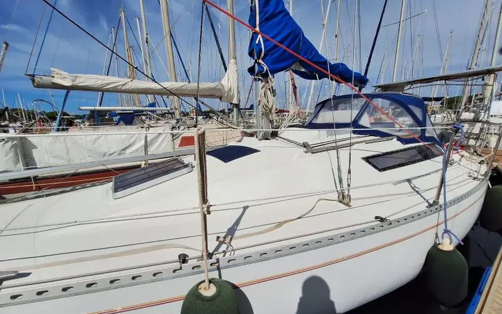 slider 9 Beneteau First 29