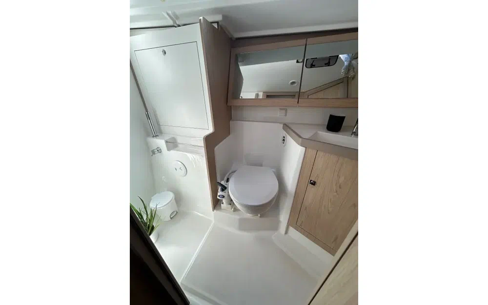 slider 9 Beneteau Oceanis 45