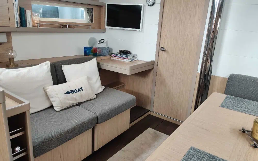 slider 7 Beneteau Oceanis 45