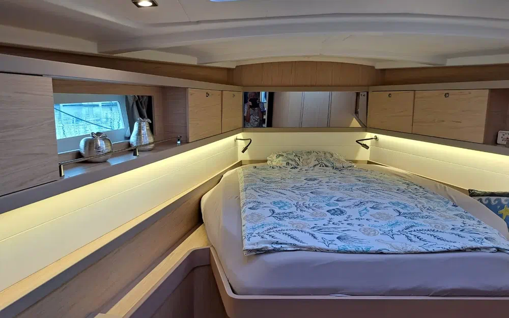 slider 8 Beneteau Oceanis 45