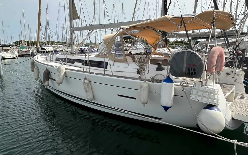 DufourDufour 450