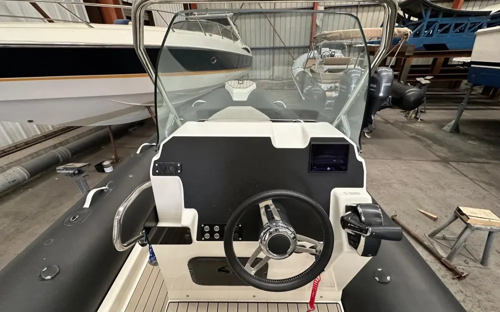 slider 8 Zodiac Medline 6.8