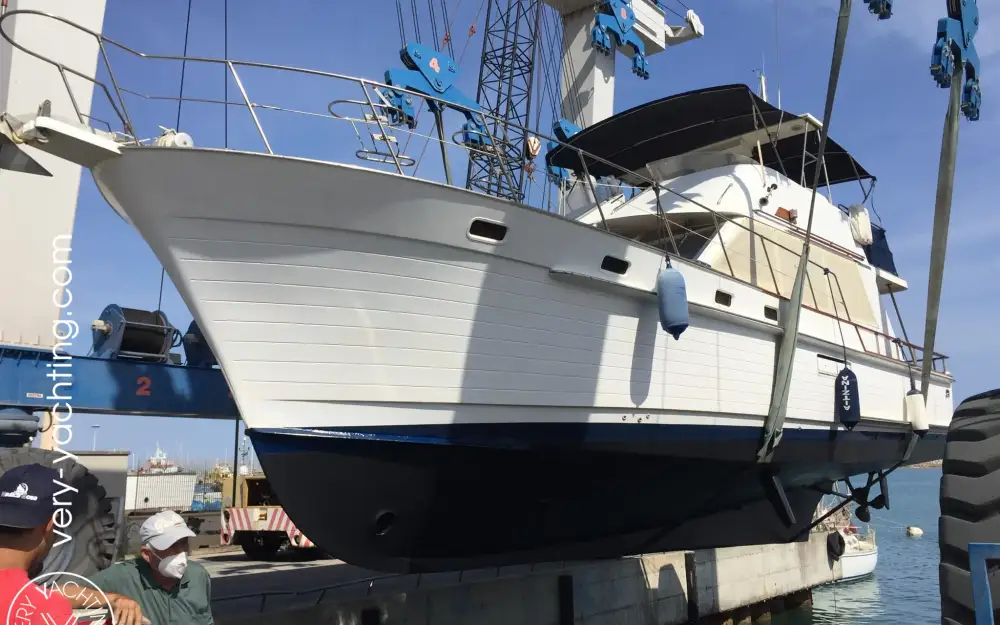 slider 5 Konghalvorsen Island Gipsy 44 Motor Yacht