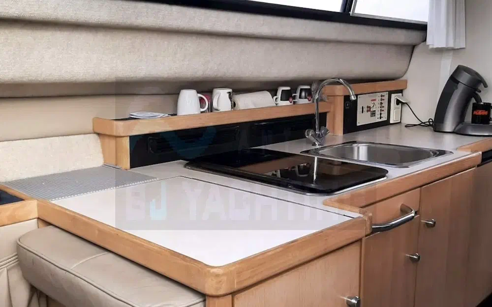 slider 7 Bayliner Cierra 2858