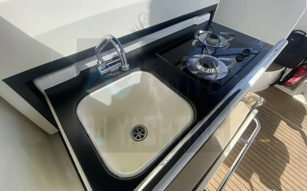 slider 11 Quicksilver Activ 875 Sundeck