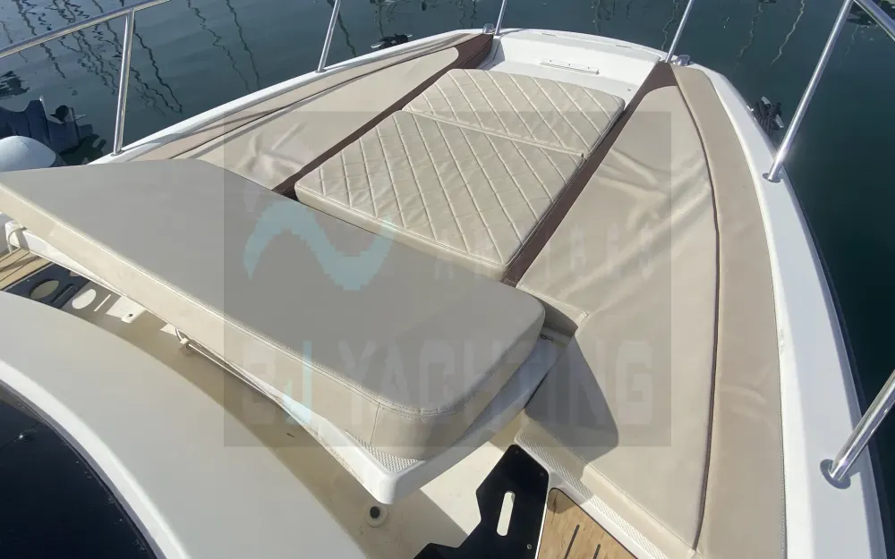slider 15 Quicksilver Activ 875 Sundeck