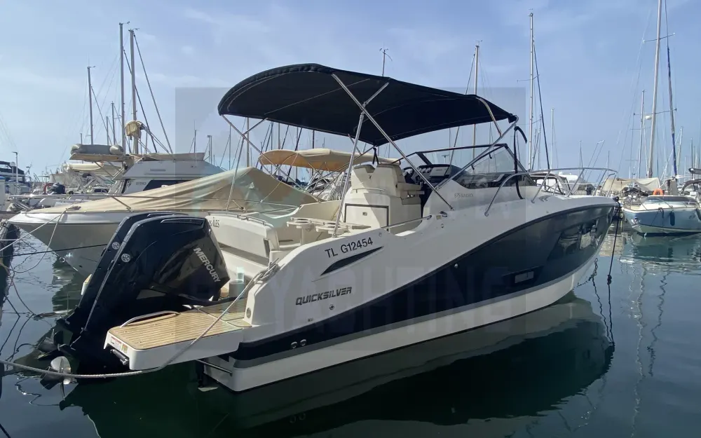 slider 1 Quicksilver Activ 875 Sundeck