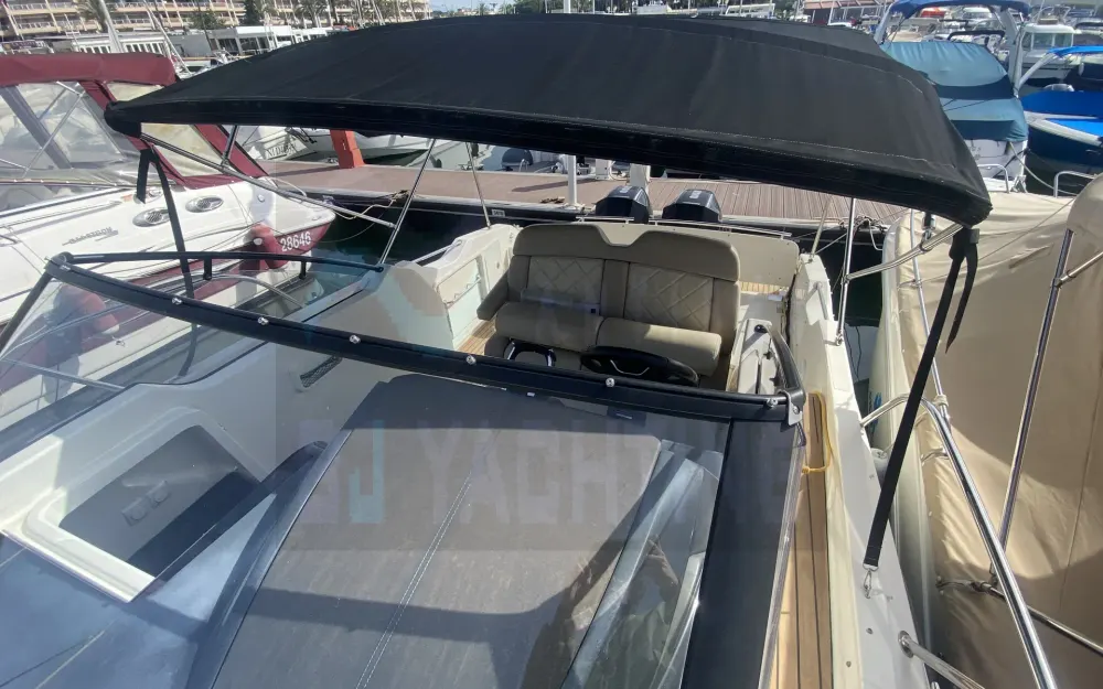slider 23 Quicksilver Activ 875 Sundeck