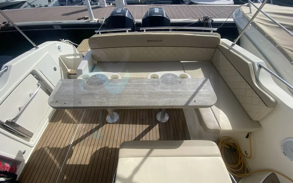 slider 4 Quicksilver Activ 875 Sundeck