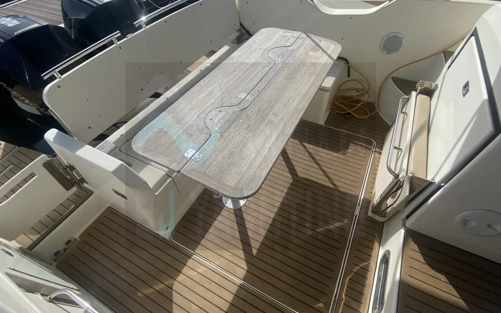 slider 8 Quicksilver Activ 875 Sundeck