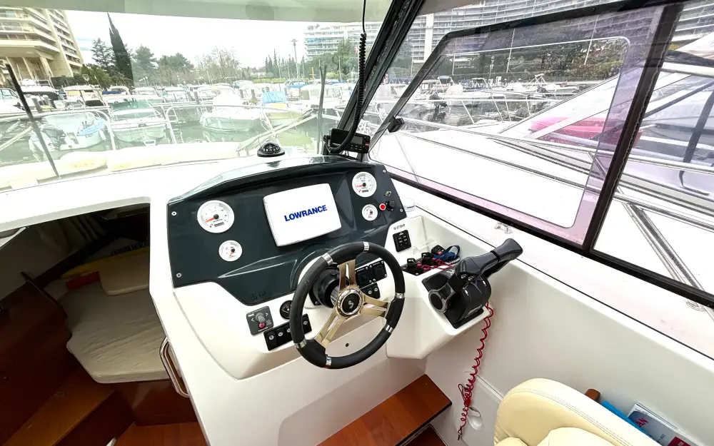 slider 9 Beneteau Antares 8.80