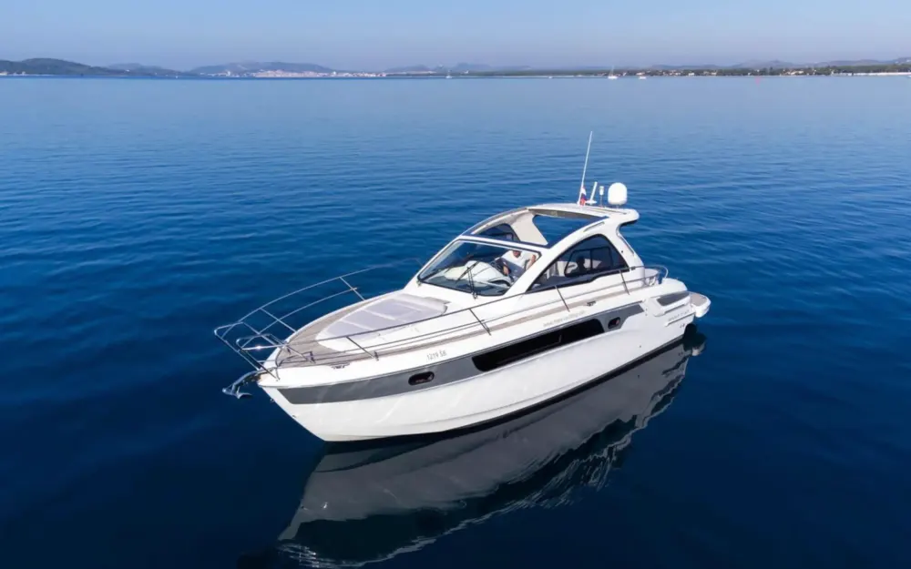BavariaBavaria 35 Sport Hard Top
