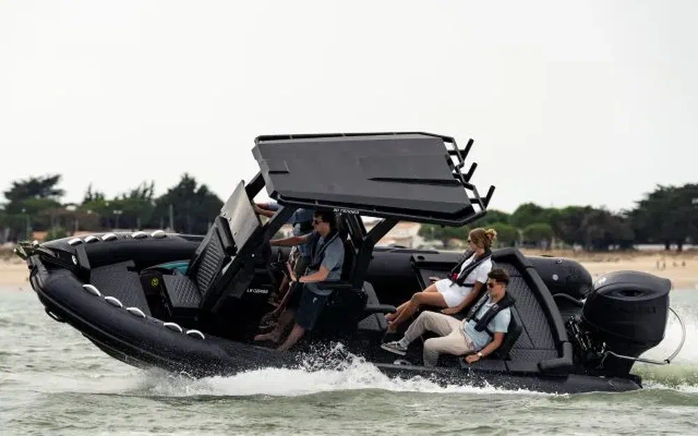 slider 8 3D Tender ODYSSEY 635