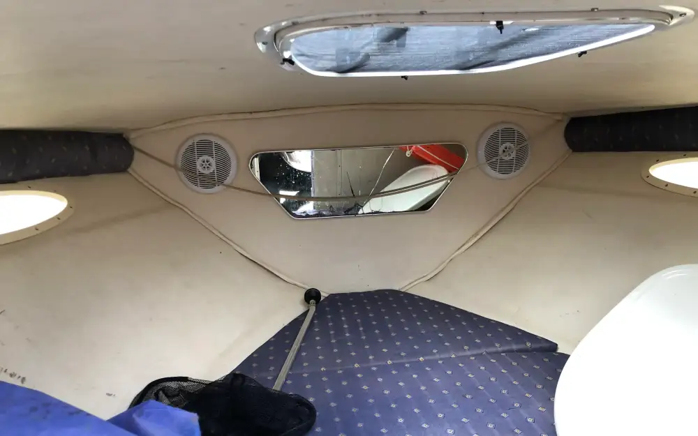 slider 12 Sea Ray  240 Overnighter