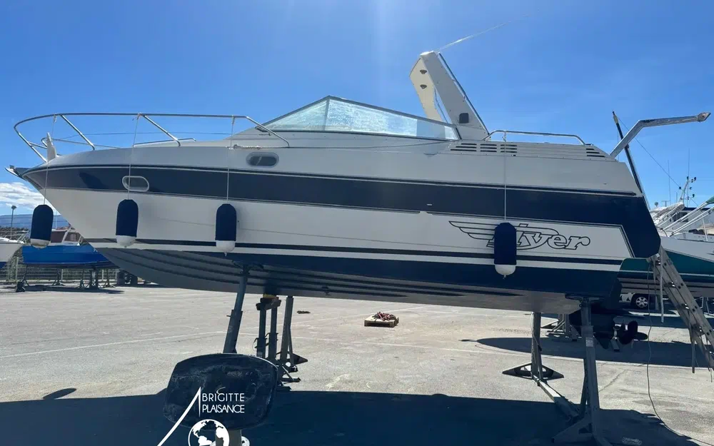 slider 0 Beneteau Flyer 8