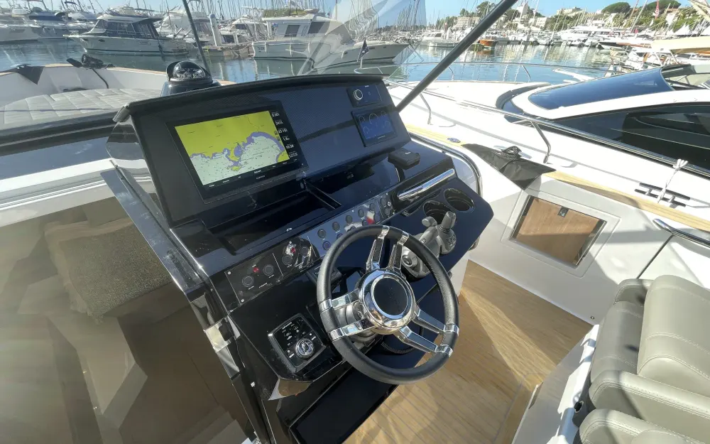 slider 11 Pardo Yachts Pardo 38 - null