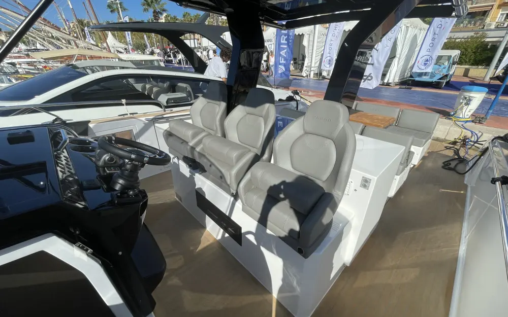 slider 12 Pardo Yachts Pardo 38 - null