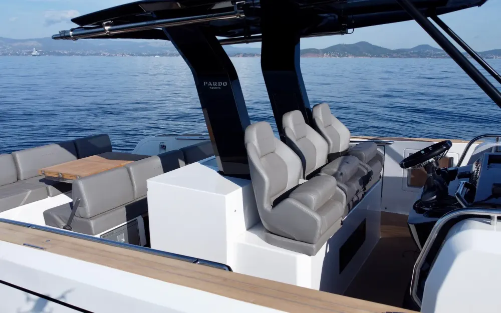 slider 4 Pardo Yachts Pardo 38 - null