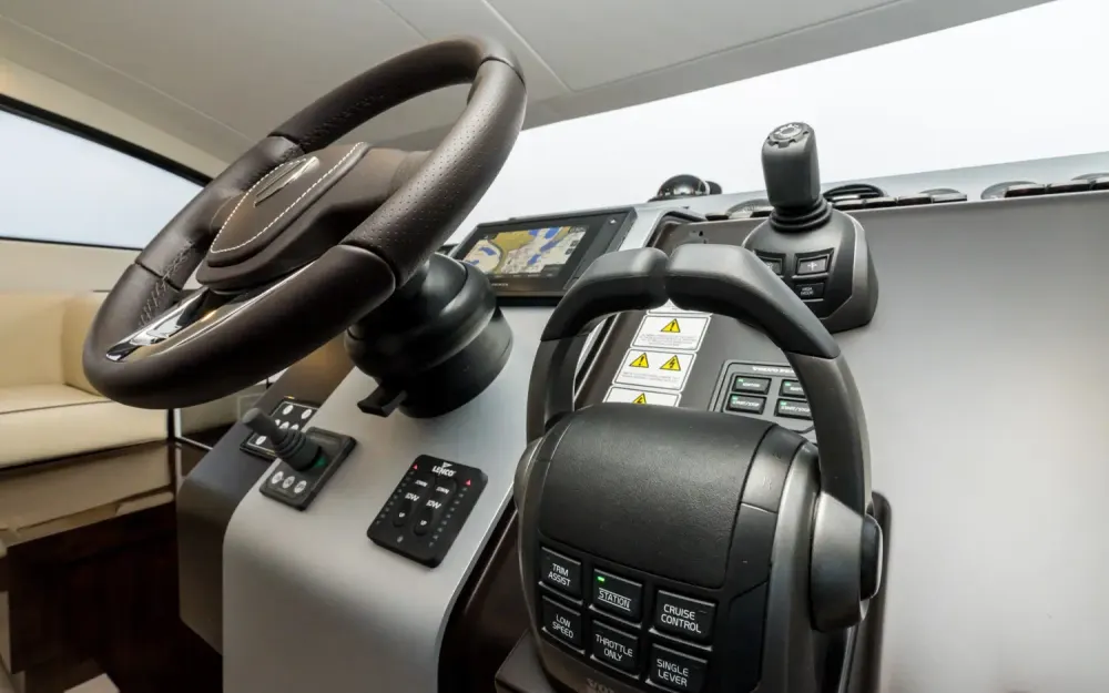 slider 9 Fairline Squadron 50 - null