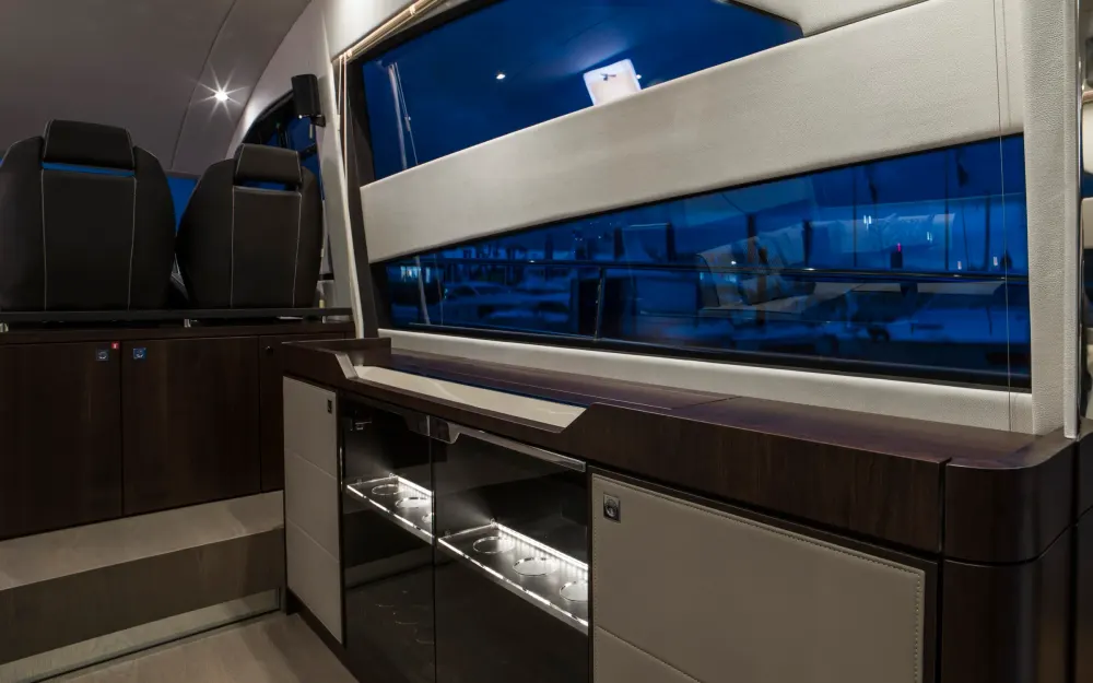 slider 11 Fairline Squadron 50 - null